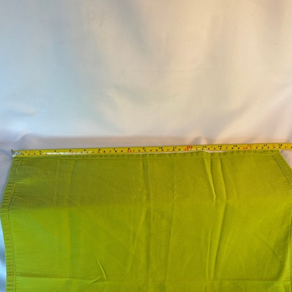 SET OF 6 VINTAGE LIME GREEN EMBROIDERED  SOFT CLOTH NAPKINS- RARELY USED - 18X18 - Picture 13 of 15